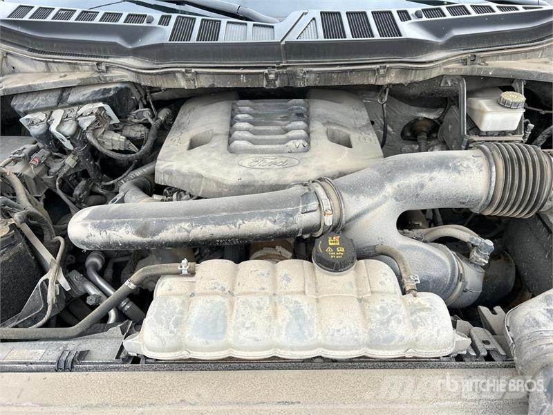 Ford F-150 XLT 4x4 Crew Cab Pickup Other