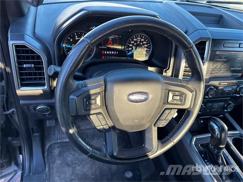 Ford F-150 XLT 4x4 Crew Cab Pickup Ostalo