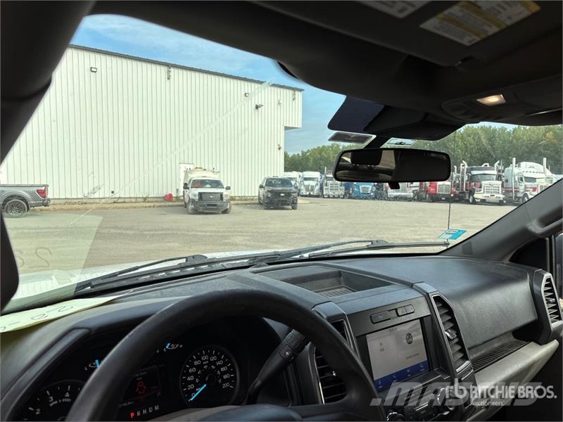 Ford F-150 XLT 4x4 Crew Cab Pickup 其他