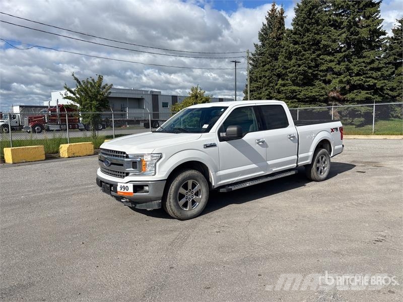 Ford F-150 XLT 4x4 Crew Cab Pickup Muu