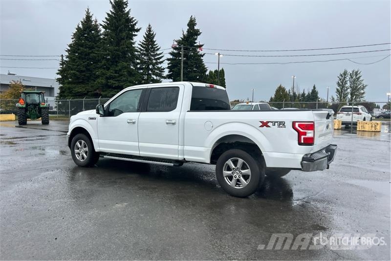 Ford F-150 XLT 4x4 Crew Cab Pickup 其他