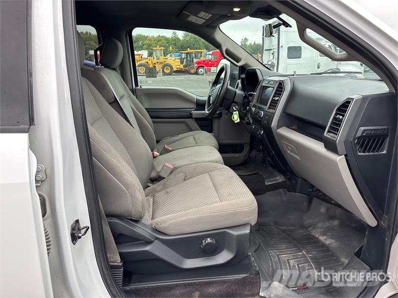Ford F-150 XLT 4x4 Crew Cab Pickup Ostalo