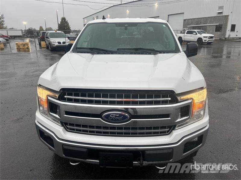 Ford F-150 XLT 4x4 Crew Cab Pickup 其他