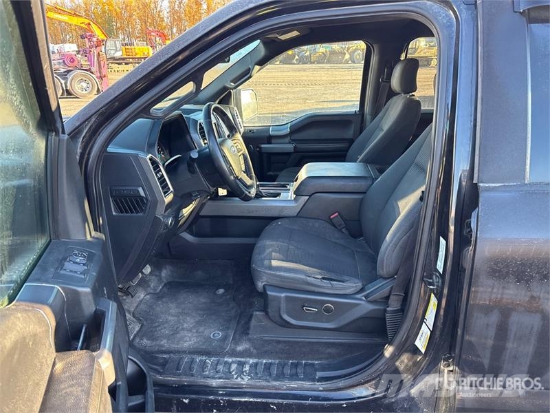 Ford F-150 XLT 4x4 Crew Cab Pickup Ostalo