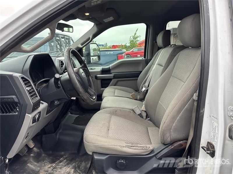 Ford F-150 XLT 4x4 Crew Cab Pickup Ostalo
