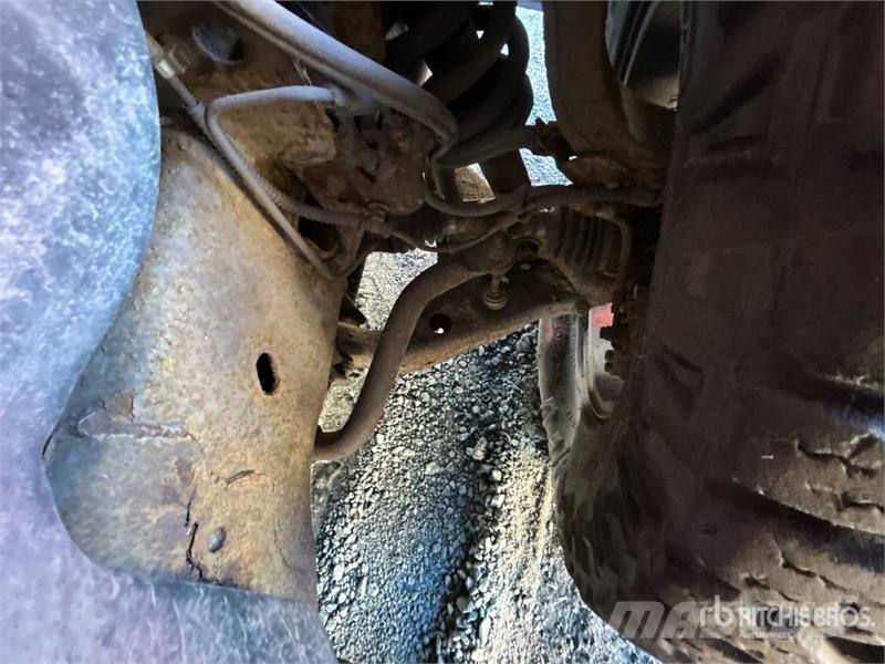 Ford F-150 XLT 4x4 Crew Cab Pickup (Inoperable) Ostalo