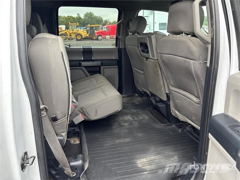 Ford F-150 XLT 4x4 Crew Cab Pickup Ostalo