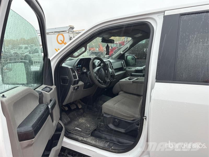 Ford F-150 XLT 4x4 Crew Cab Pickup 其他