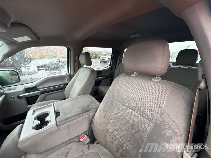 Ford F-150 XLT 4x4 Crew Cab Pickup 其他