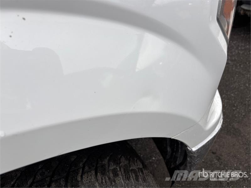 Ford F-150 XLT 4x4 Crew Cab Pickup Ostalo