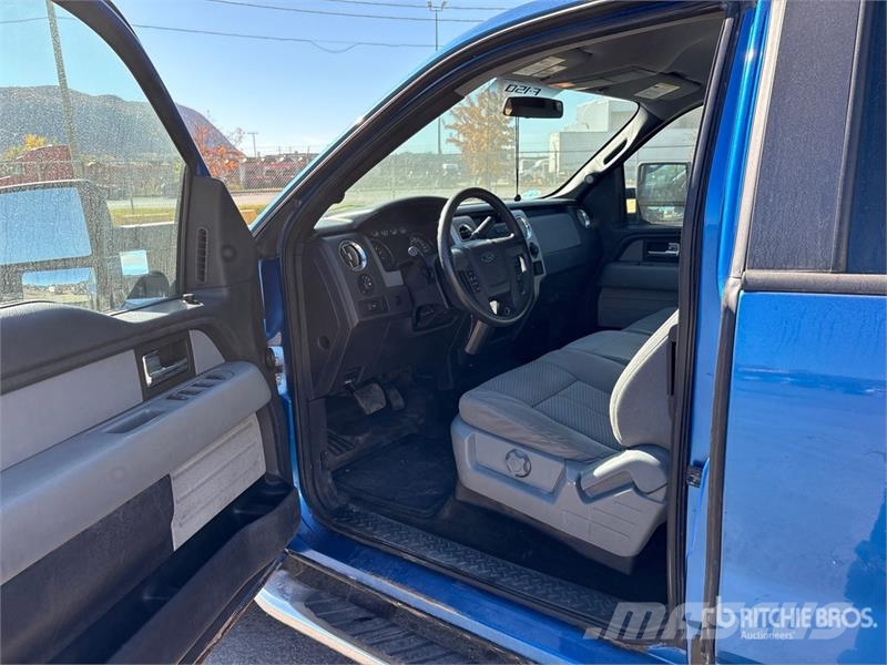 Ford F-150 XLT 4x4 Extended Cab Pickup Ostalo