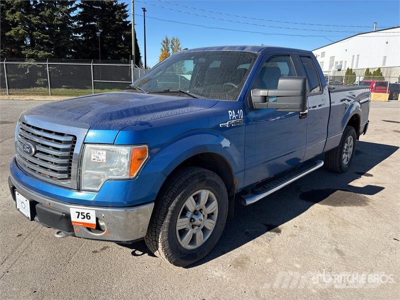 Ford F-150 XLT 4x4 Extended Cab Pickup Ostalo