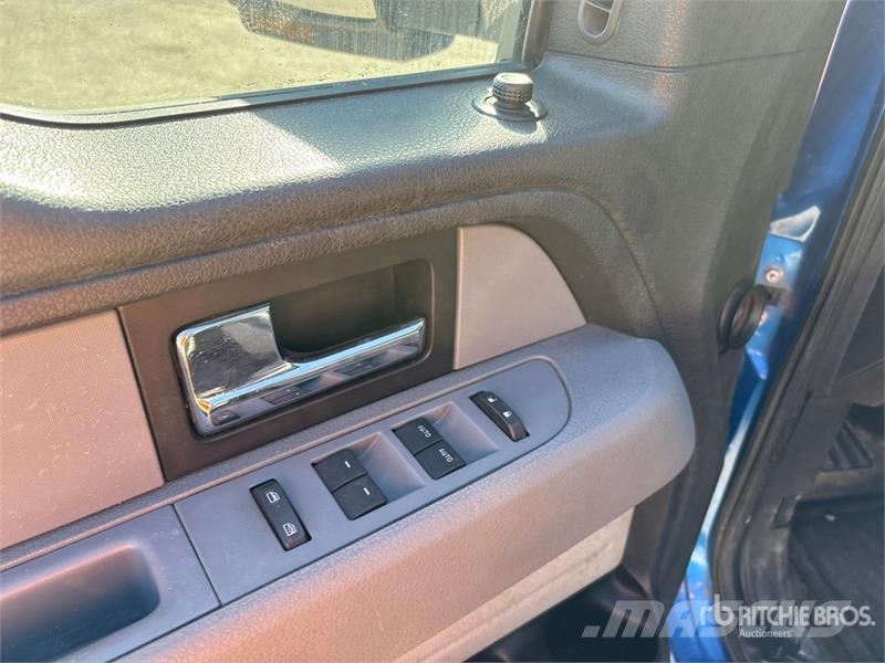 Ford F-150 XLT 4x4 Extended Cab Pickup Ostalo