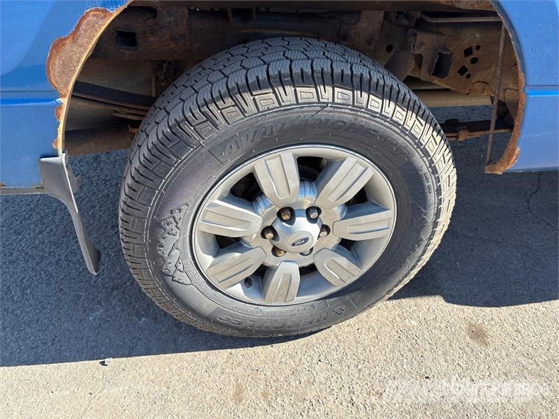 Ford F-150 XLT 4x4 Extended Cab Pickup Ostalo