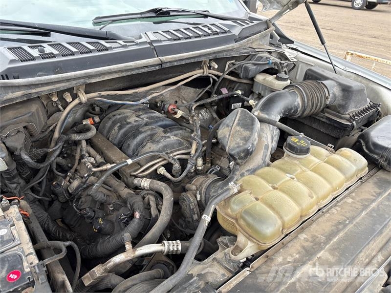 Ford F-150 XLT 4x4 Extended Cab Pickup أخرى