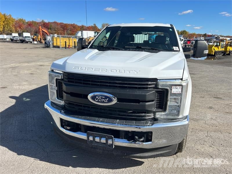 Ford F-250 Kamioni sa otvorenim sandukom