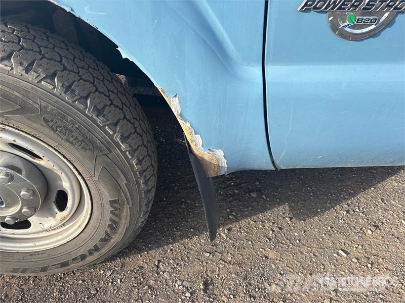 Ford F-250 Kamioni sa otvorenim sandukom