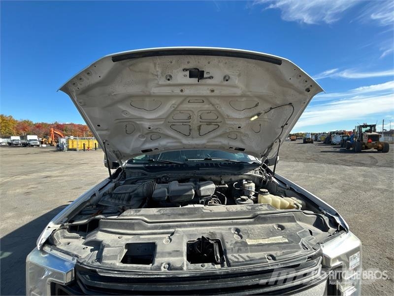 Ford F-250 Kamioni sa otvorenim sandukom
