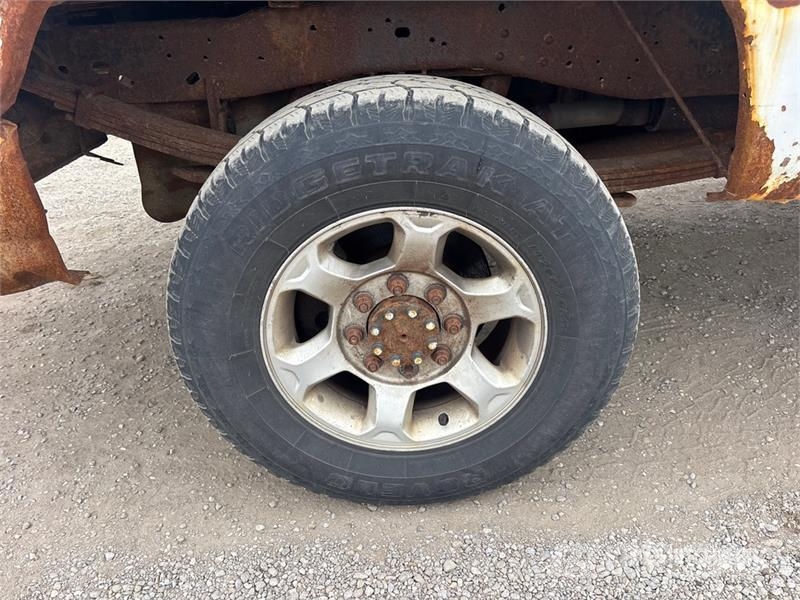 Ford F-250 Muu