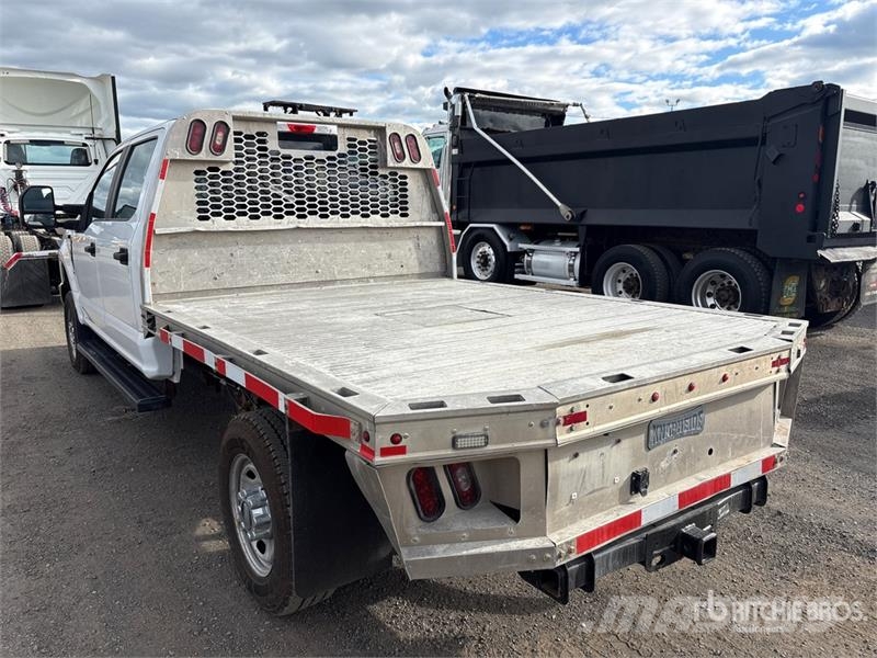Ford F-250 Flakbilar