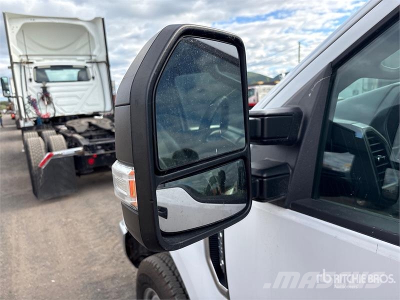 Ford F-250 Flakbilar