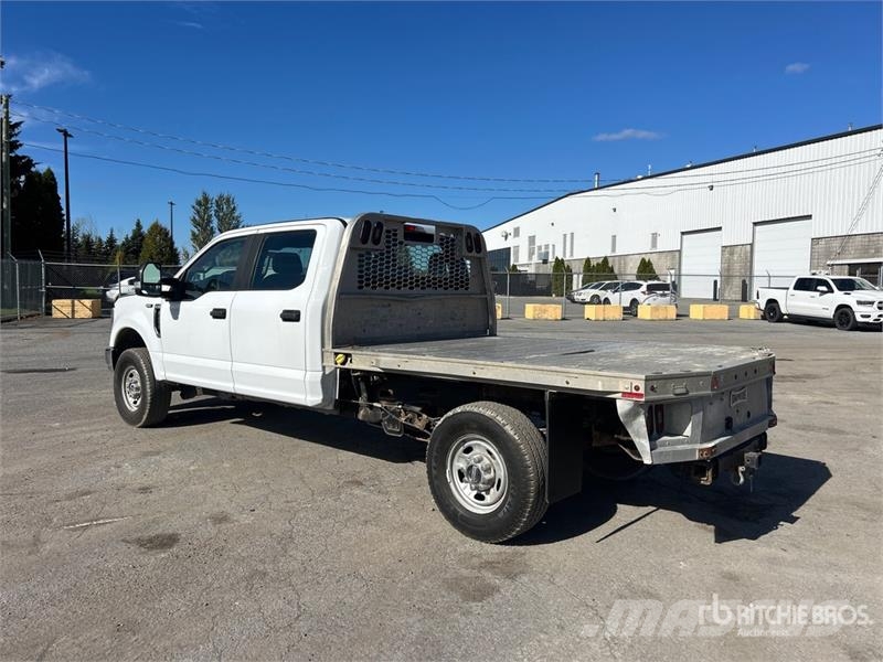 Ford F-250 Kamioni sa otvorenim sandukom