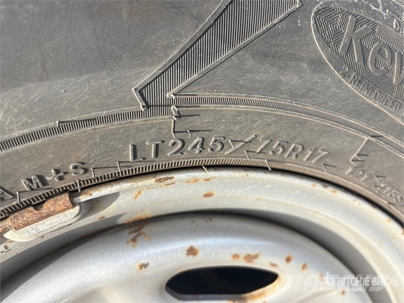 Ford F-250 Kamioni sa otvorenim sandukom