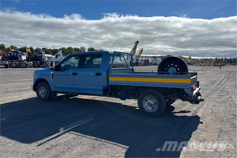 Ford F-250 Kamioni sa otvorenim sandukom
