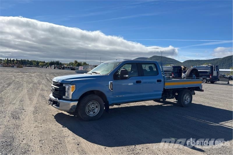 Ford F-250 Kamioni sa otvorenim sandukom