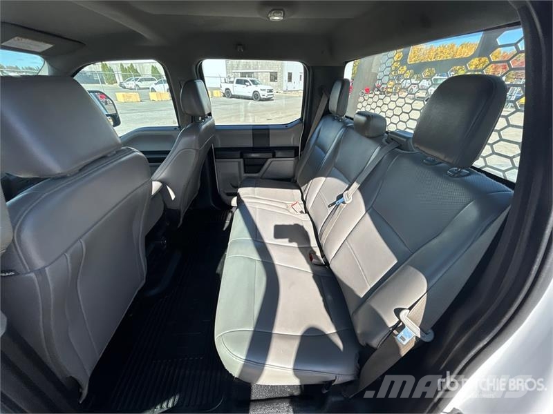 Ford F-250 Kamioni sa otvorenim sandukom
