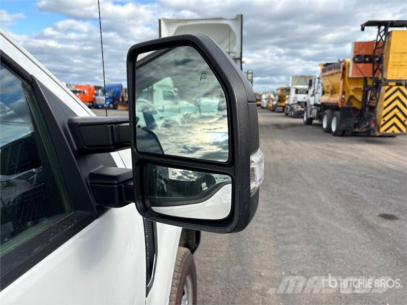 Ford F-250 Flakbilar