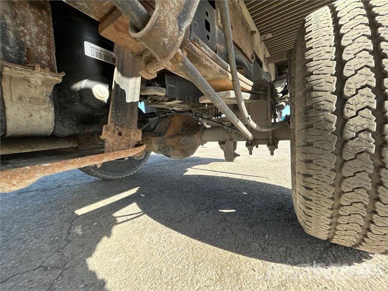 Ford F-250 Kamioni sa otvorenim sandukom