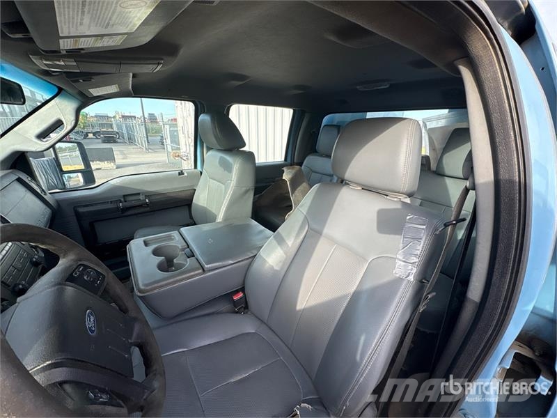 Ford F-250 Kamioni sa otvorenim sandukom