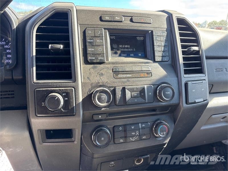 Ford F-250 Kamioni sa otvorenim sandukom