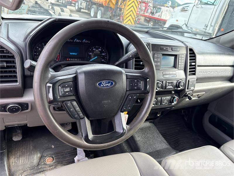 Ford F-250 Flakbilar