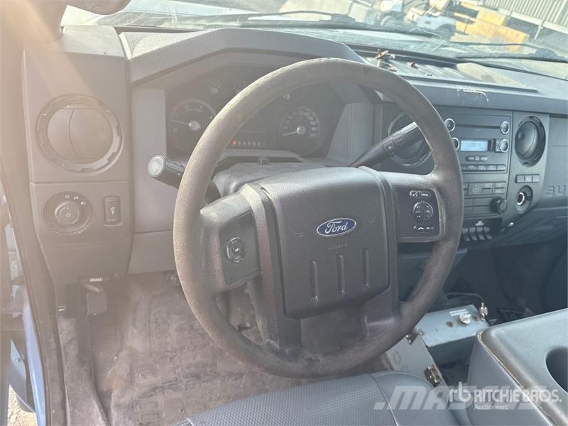 Ford F-250 Kamioni sa otvorenim sandukom