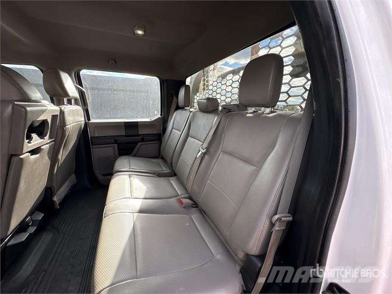 Ford F-250 Flakbilar