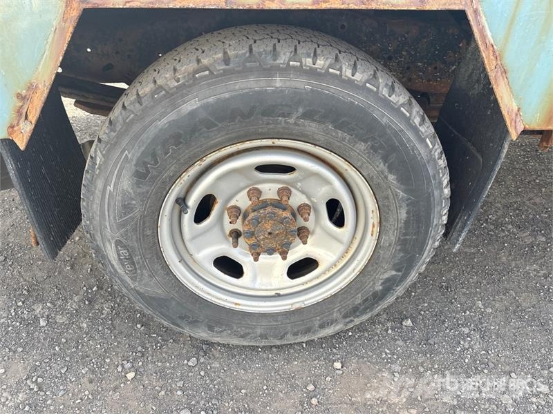 Ford F-250 Kamioni sa otvorenim sandukom