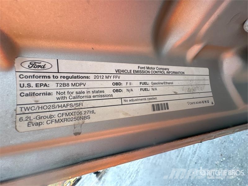 Ford F-250 4x2 Crew Cab Pickup Інше