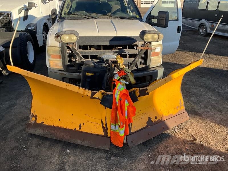 Ford F-250 4x4 Extended Cab Pickup Ostalo