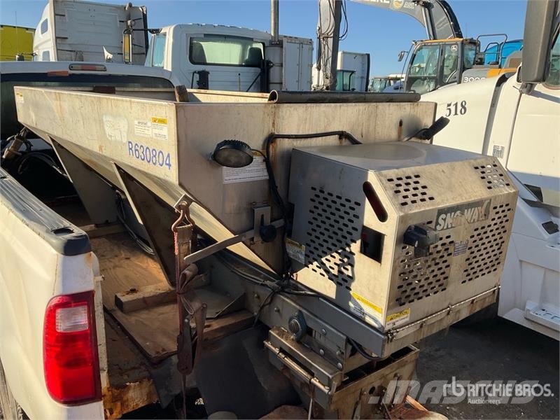 Ford F-250 4x4 Extended Cab Pickup Ostalo
