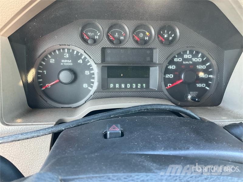 Ford F-250 4x4 Extended Cab Pickup Ostalo