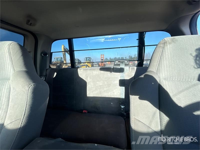 Ford F-250 4x4 Extended Cab Pickup أخرى