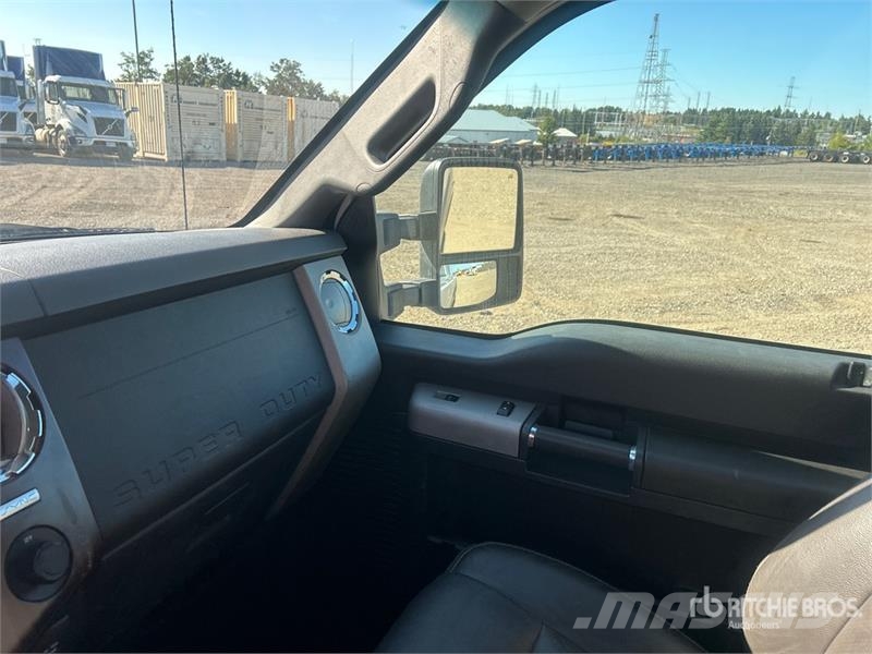 Ford F-250 Lariat 4x4 Extended Cab Pickup Kita