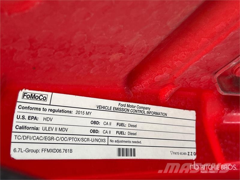 Ford F-250 Lariat 4x4 Crew Cab Pickup Ostalo