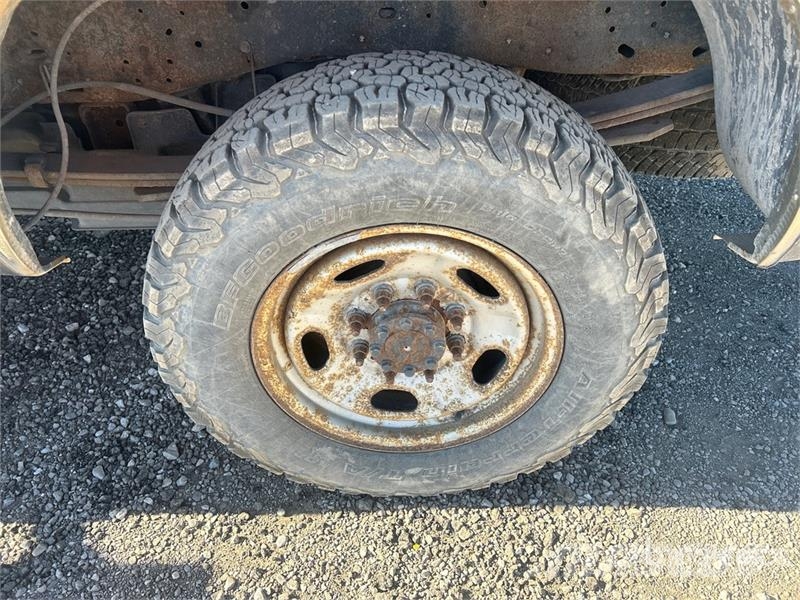 Ford F-250 Lariat 4x4 Extended Cab Pickup Kita