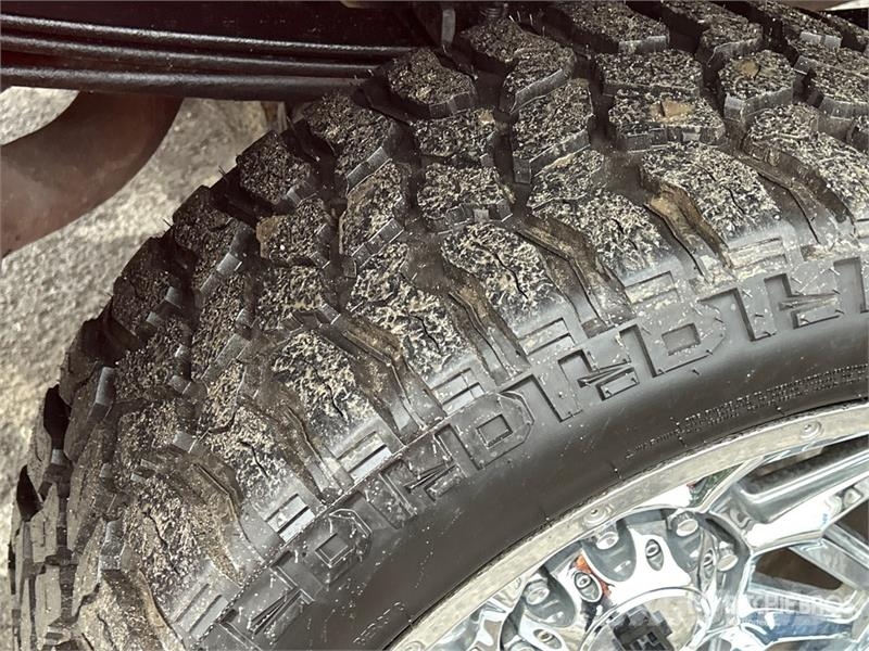 Ford F-250 Lariat 4x4 Crew Cab Pickup Ostalo