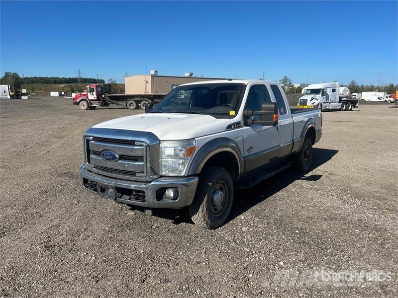 Ford F-250 Lariat 4x4 Extended Cab Pickup Kita
