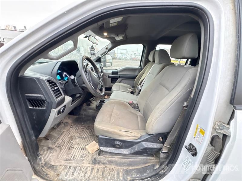 Ford F-250 XL 4x2 Crew Cab Pickup Citi