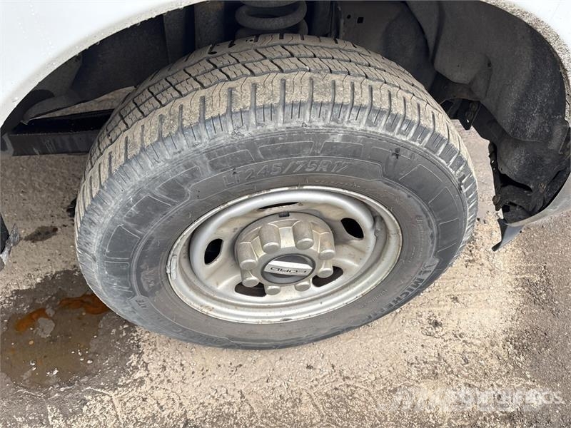 Ford F-250 XL 4x2 Crew Cab Pickup Citi